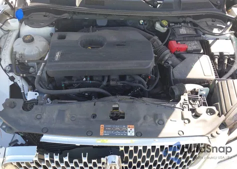 2020 Lincoln Corsair Reserve z USA, uszkodzony, nr VIN 5LMCJ2DHXLUL22334